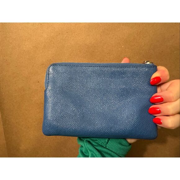 Coach Wristlet - Picture 4 of 6